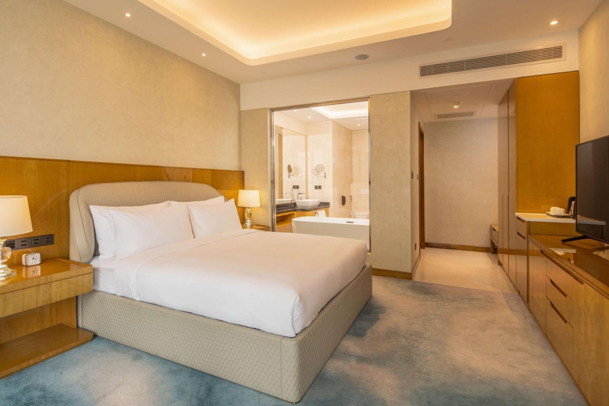 Hilton Brazzaville Les Tours Jumelles Hotel & Residences Zewnętrze zdjęcie