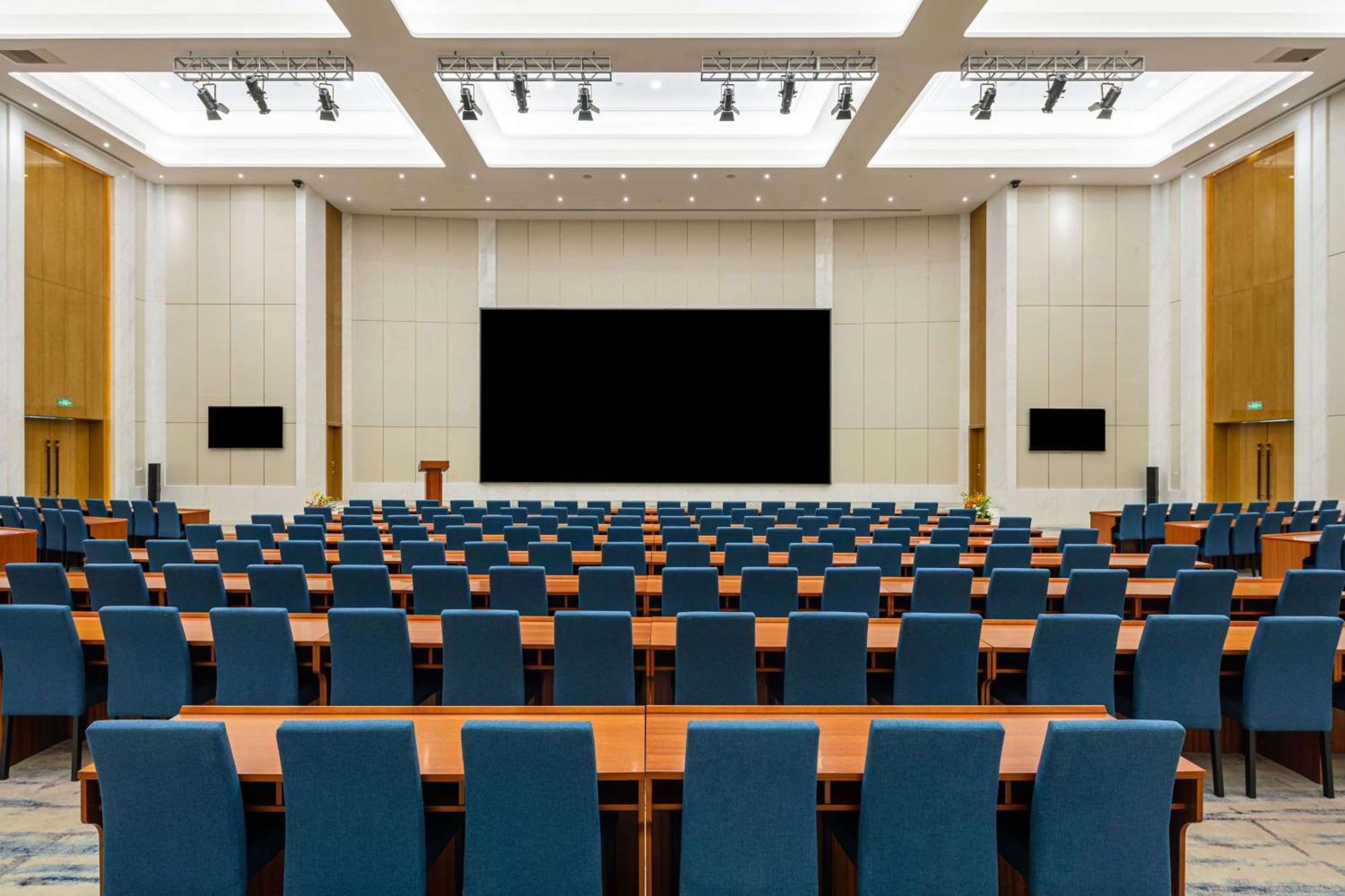 Hilton Brazzaville Les Tours Jumelles Hotel & Residences Zewnętrze zdjęcie