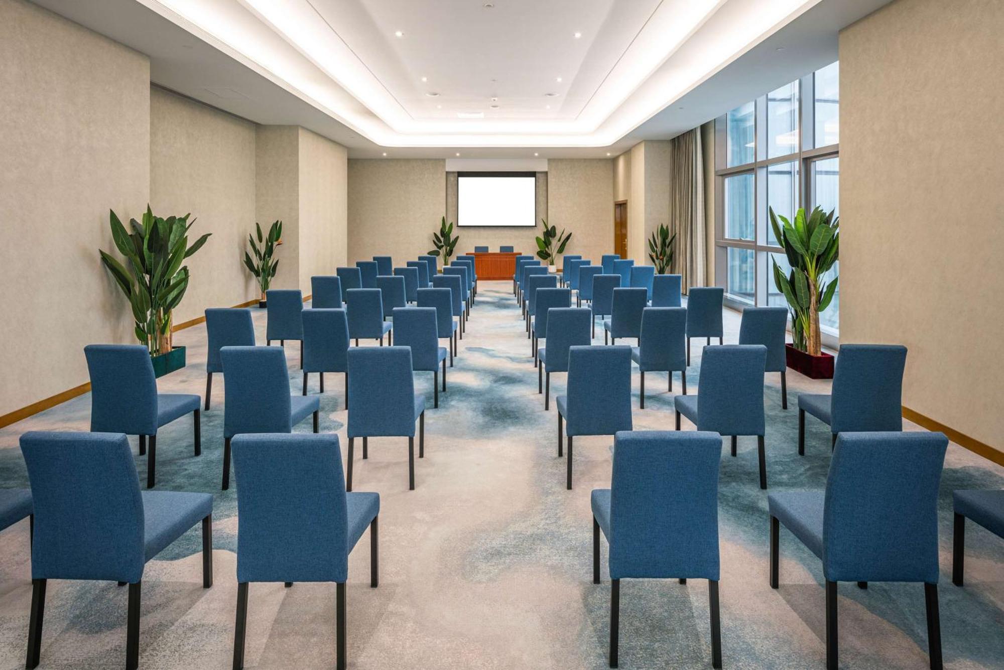 Hilton Brazzaville Les Tours Jumelles Hotel & Residences Zewnętrze zdjęcie