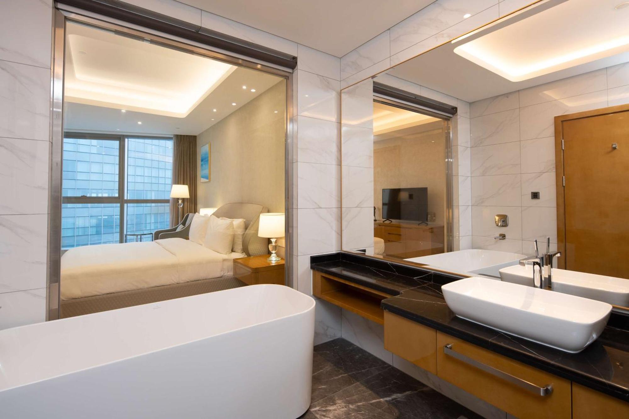 Hilton Brazzaville Les Tours Jumelles Hotel & Residences Zewnętrze zdjęcie