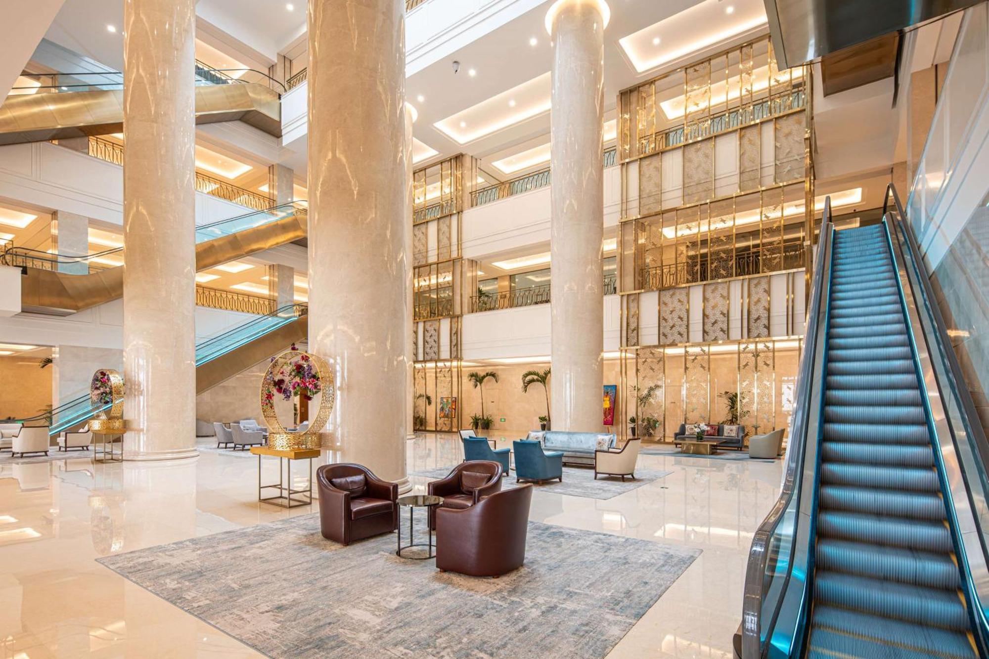 Hilton Brazzaville Les Tours Jumelles Hotel & Residences Zewnętrze zdjęcie