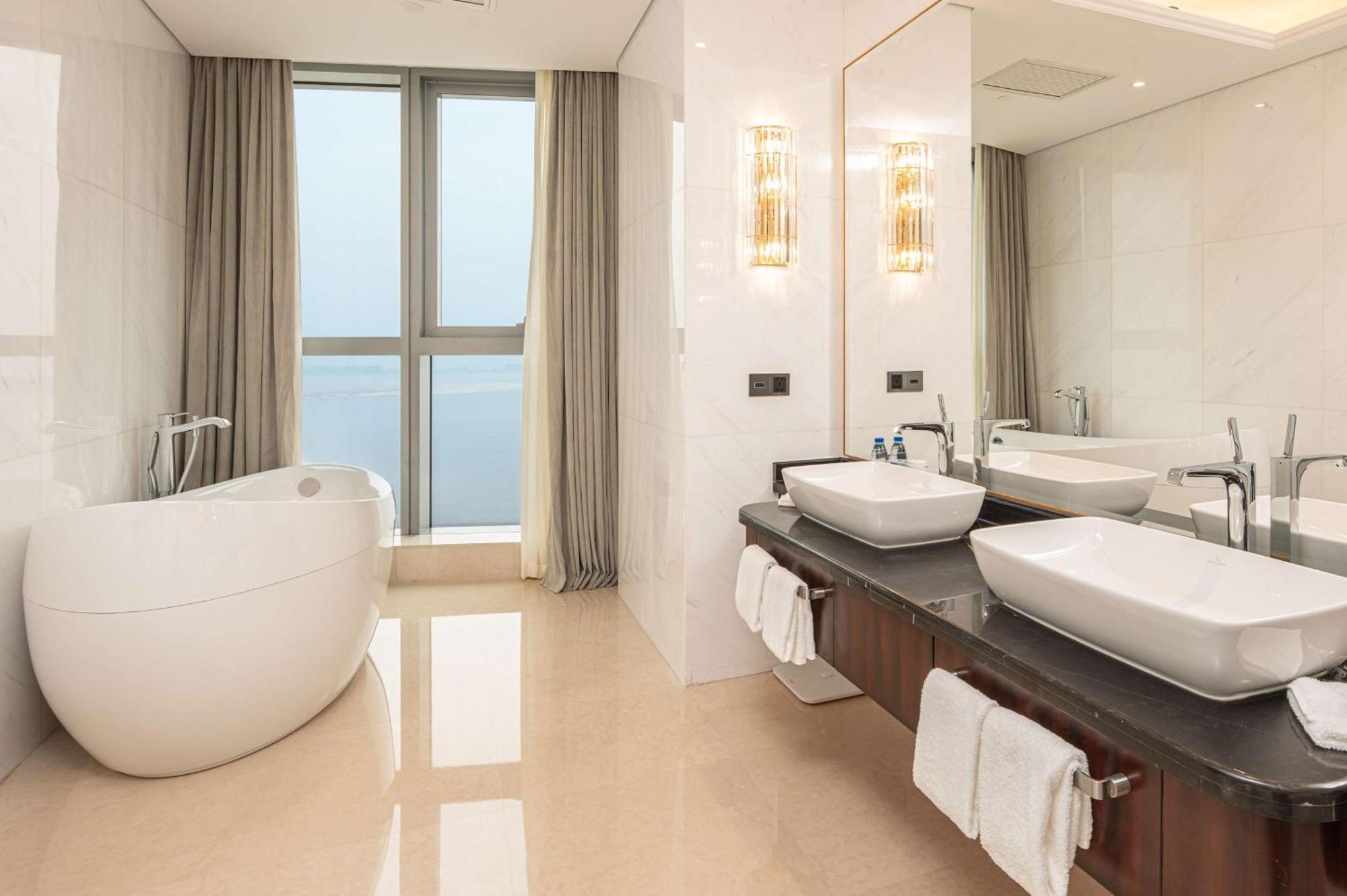 Hilton Brazzaville Les Tours Jumelles Hotel & Residences Zewnętrze zdjęcie